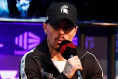 ˹ԼǴMMAҲᱻɸŵKO