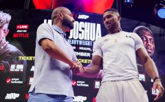 �ն���Լ����һ�����б�����������ȭ�ͳ��׽���