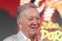 �ƹ������ף���ҿ϶����������˻���ά����